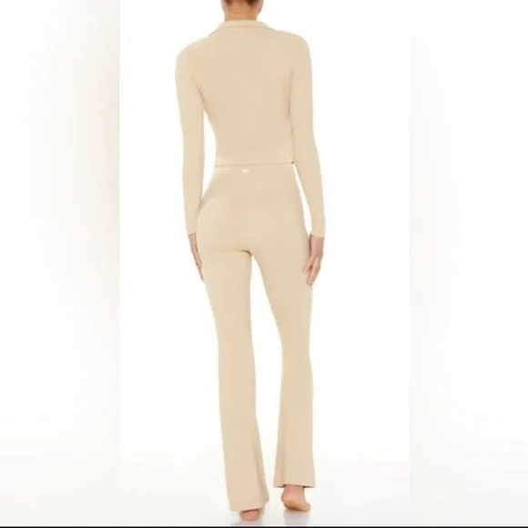 Forever 21 Active Leggings L Desert Sand
Beige NWT - Picture 3 of 11